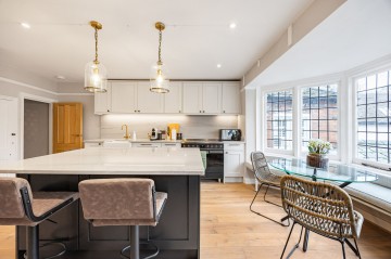 image of 73a Bell Street, Henley-On-Thames