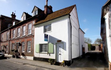 image of Barley Mow Cottage, 13, High Street