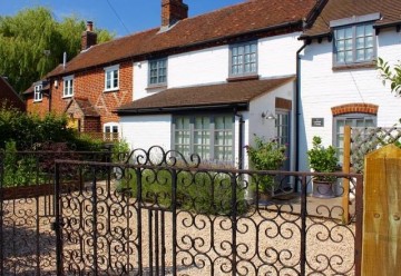 image of Lavender Cottage, 6, Britwell Road