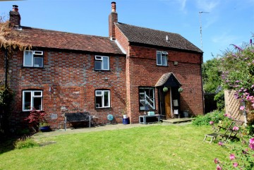 image of Brook Cottage, 8, The Goggs