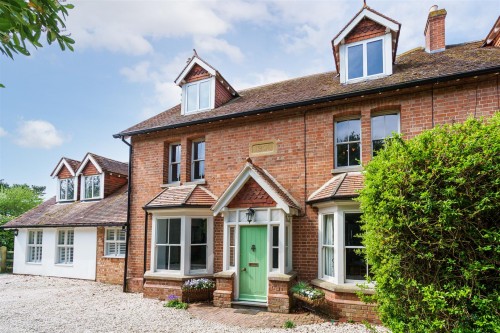 Arrange a viewing for Brightwell Baldwin, Watlington