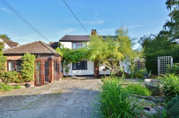 image of Poplar Cottage, Box Tree Lane