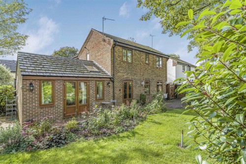 Arrange a viewing for Ash Close, Watlington