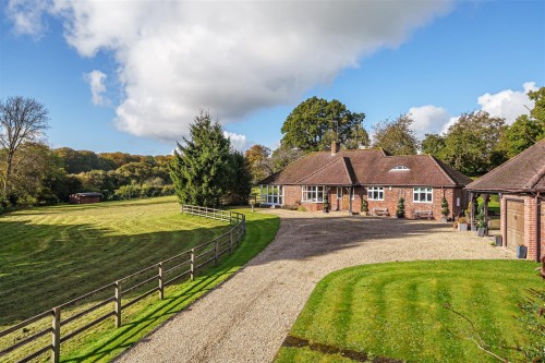 Arrange a viewing for Peppard Common, Henley-on-Thames