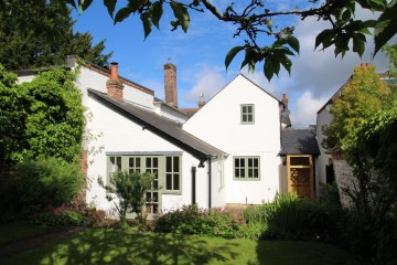 image of Stoneleigh, 14, Couching Street