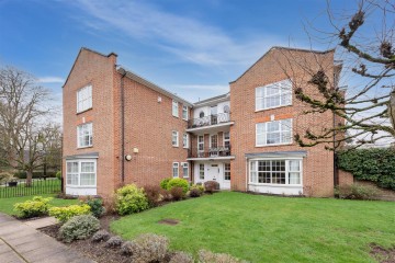 image of 15 Finlay House, Phyllis Court Drive