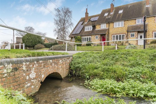 Arrange a viewing for Cuxham, Watlington