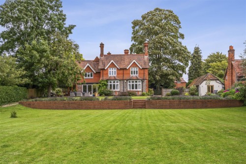 Arrange a viewing for Sonning Eye