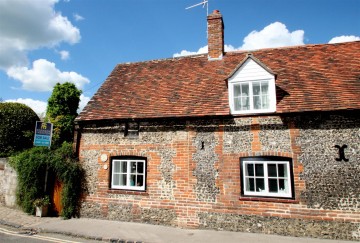 image of 52, High Street