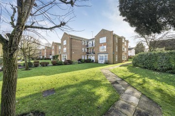image of 2 Temple House, Phyllis Court Drive