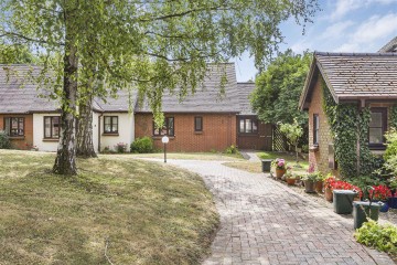 image of 15, Orchard Walk