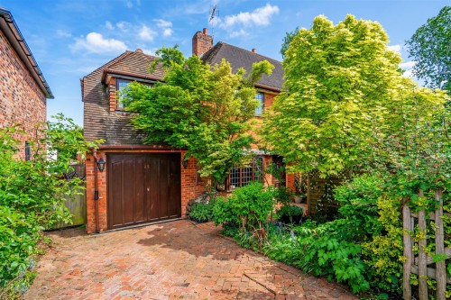Arrange a viewing for Belle Vue Road, Henley-On-Thames