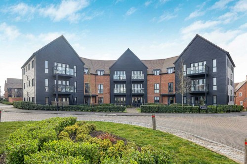 Arrange a viewing for Barnsletts, Rotherfield Greys, RG9