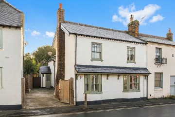 image of 14 Couching Street, Watlington