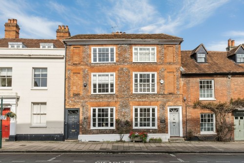 Arrange a viewing for 25 New Street, Henley-On-Thames, RG9