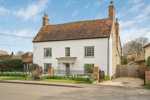Arrange a viewing for 34 Brook Street, Benson, OX10