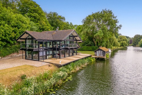 Arrange a viewing for Goring, Reading, RG8