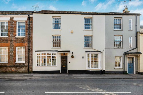 Arrange a viewing for High Street, Nettlebed, RG9